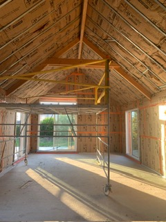 Isolation des combles aménagés avant travaux de plâtrerie sèche.